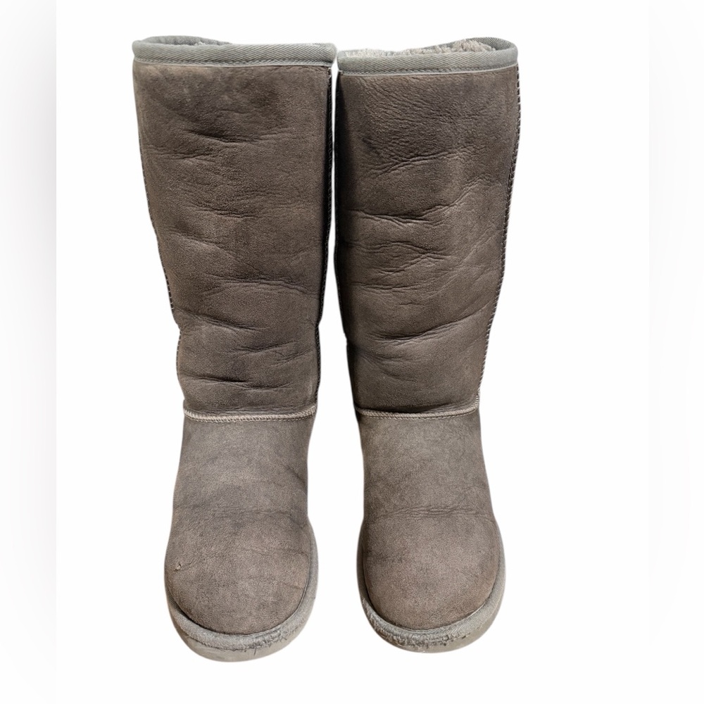 UGG Women's class tall Boots